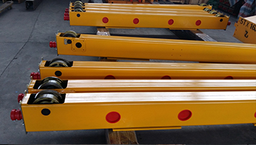 开式双梁欧式端梁