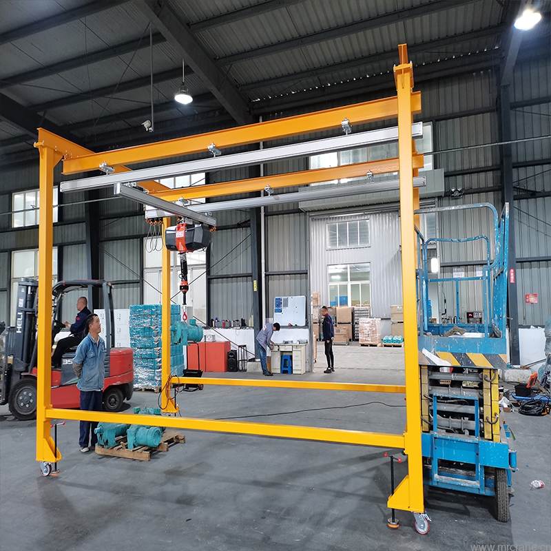 铝合金轨道起重机,自立式铝合金轨道小型起重机,铝轨起重机厂家