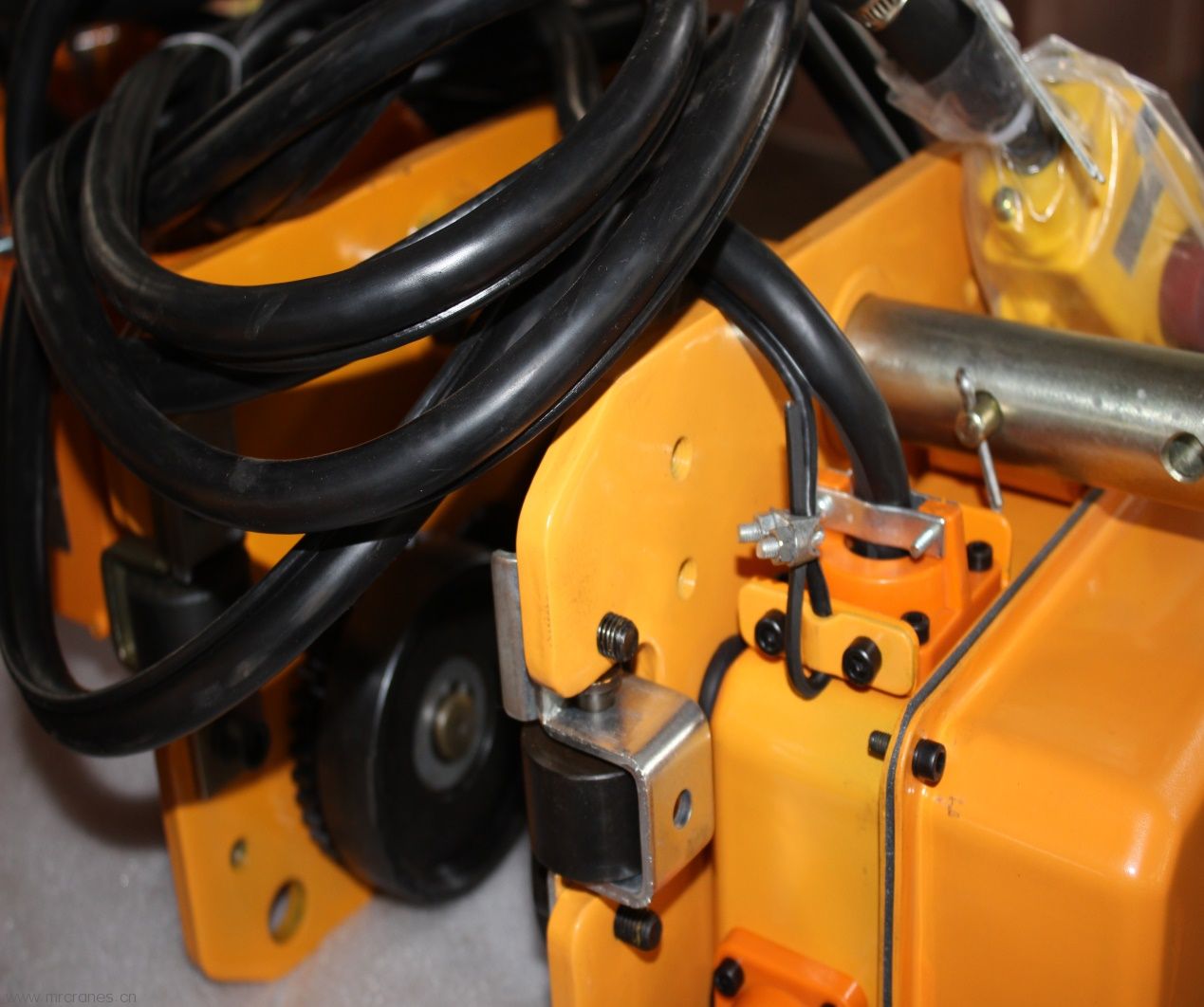 Professional Supplier of RM Electric Chain Hoists12-7.jpg