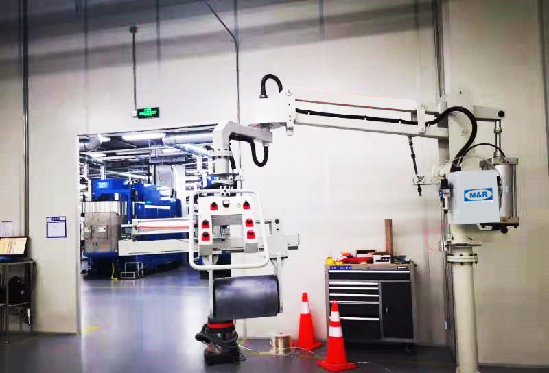 多晶硅移载微调加工助力机械手图片